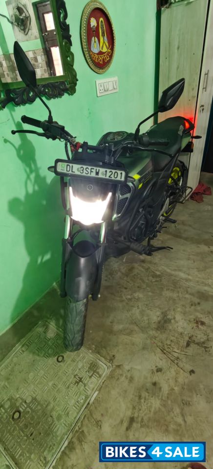 Darkgry Left Green Yamaha FZ-S FI Ver 4.0 DLX