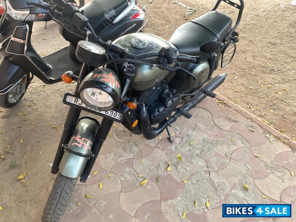 Cosmic Carbon Jawa 42 Dual Channel ABS Cosmic Carbon