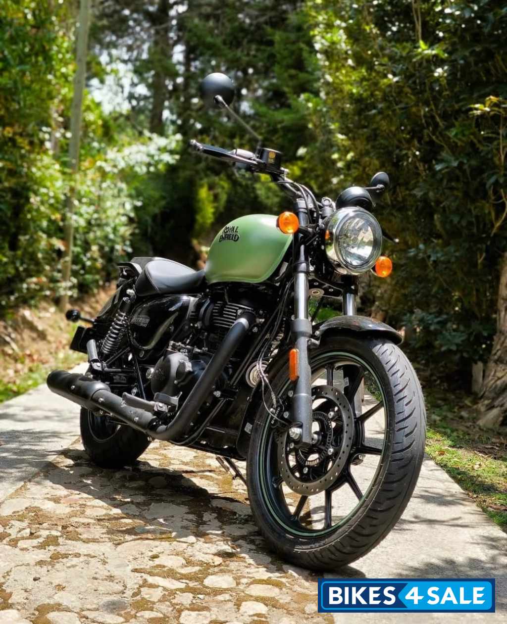 Army Mat Green Royal Enfield Meteor 350