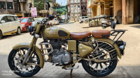 Desert Sand Royal Enfield Classic Desert Storm