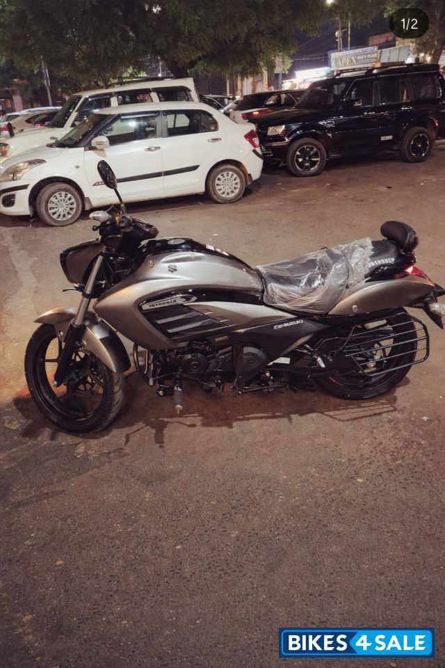Titanium Silver Suzuki Intruder 150