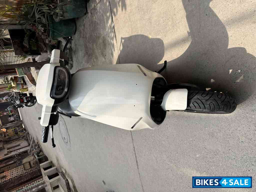 Ola S1 Pro Ola S1 Pro