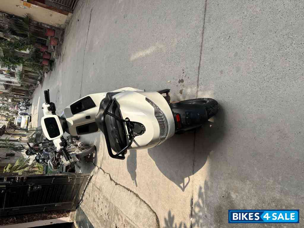 Ola S1 Pro Ola S1 Pro