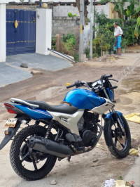 Yamaha SZ-R 2011 Model