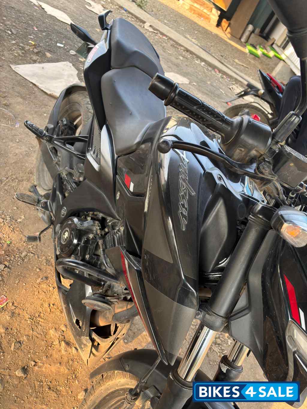 Black Bajaj Pulsar N160 Dual Channel ABS