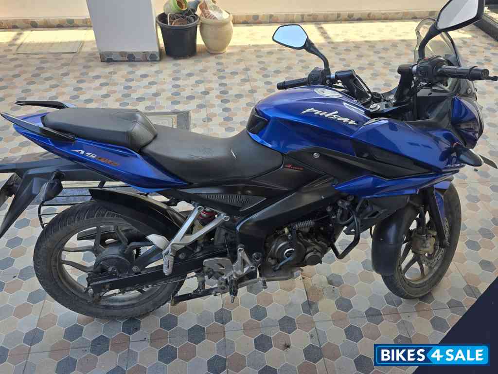 Blue Bajaj Pulsar AS 150