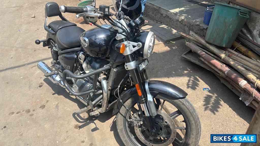 Royal Enfield Super Meteor 650