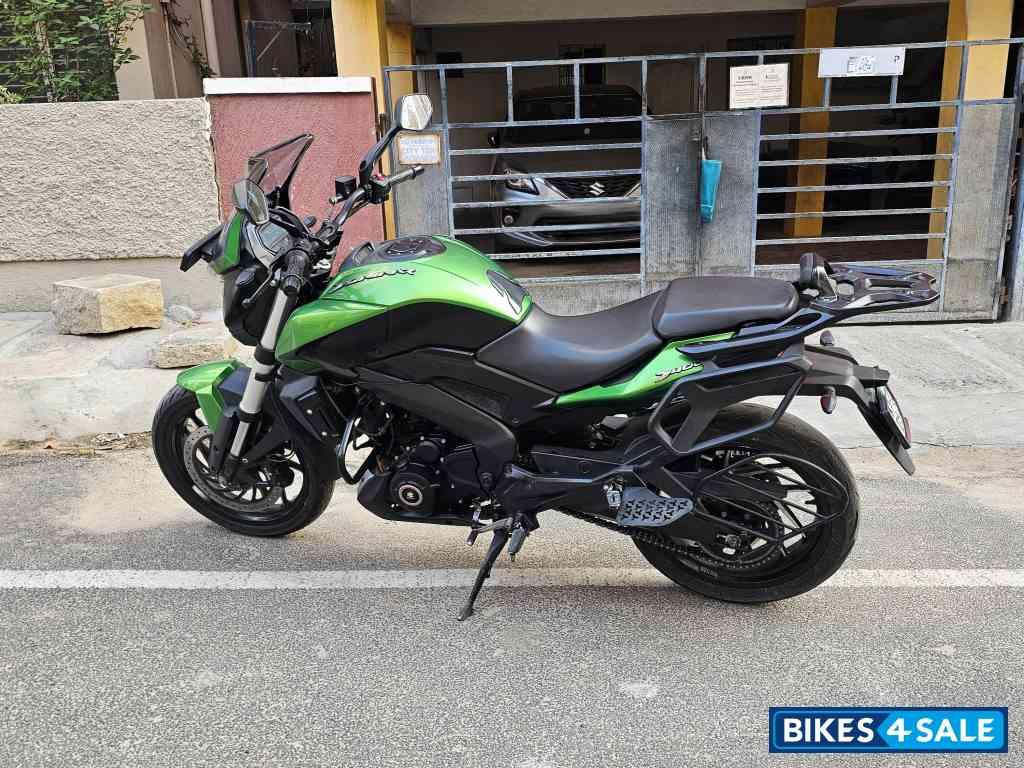 Savanna Green Bajaj Dominar 400 Disc