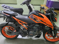 KTM Duke 200