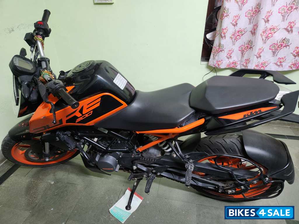 KTM Duke 200