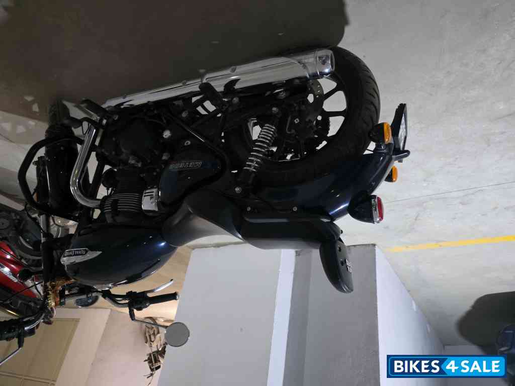 Royal Enfield Meteor 350 Stellar