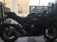 Sparkle Black Suzuki Gixxer SF