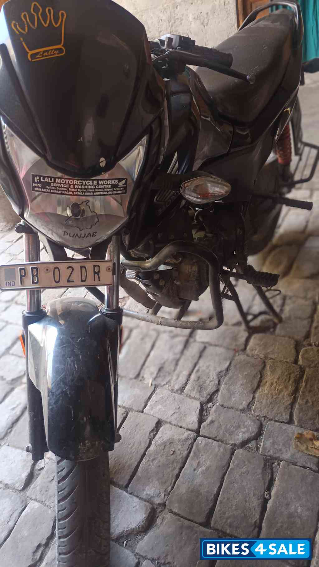 Black Honda Livo 110