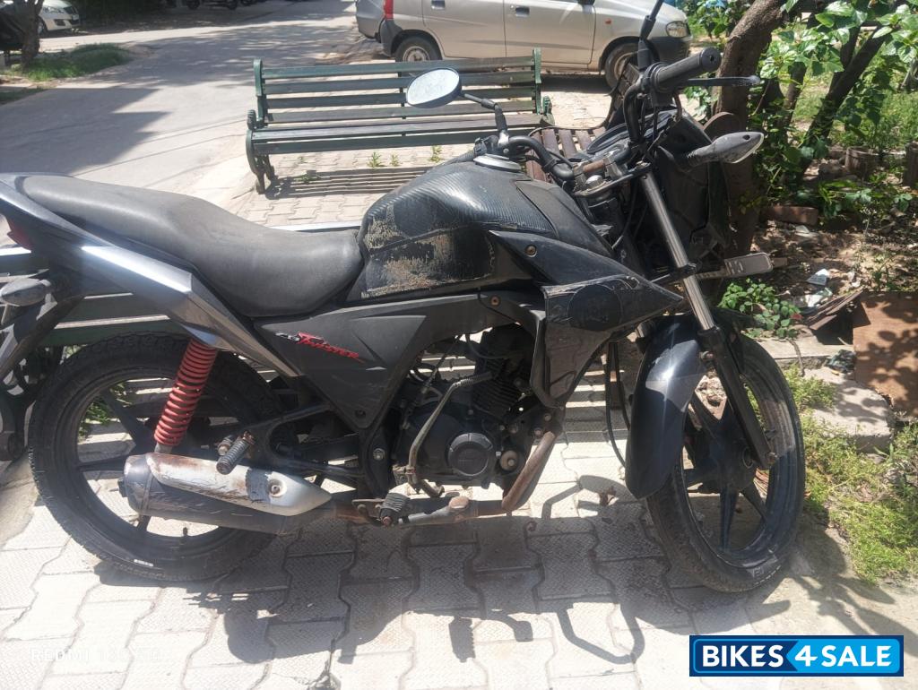 Black Honda CB Twister