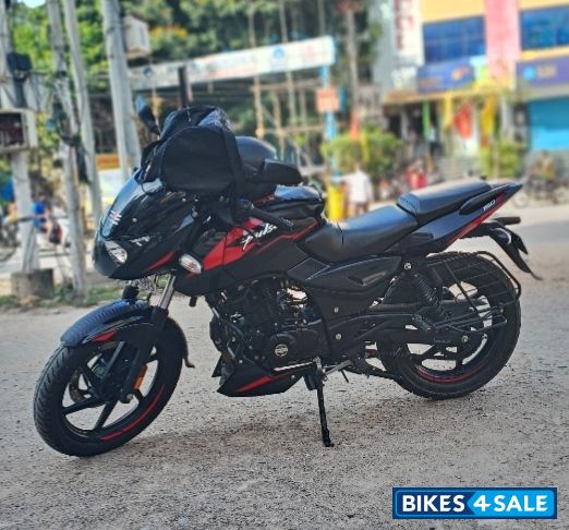 Bajaj Pulsar 150 Twin Disc BS6