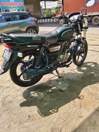TVS Radeon Dual Tone Edition