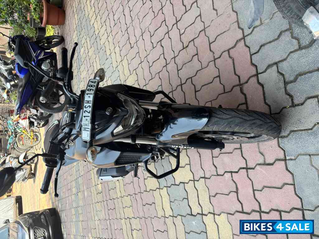 Matt Black Yamaha FZ25