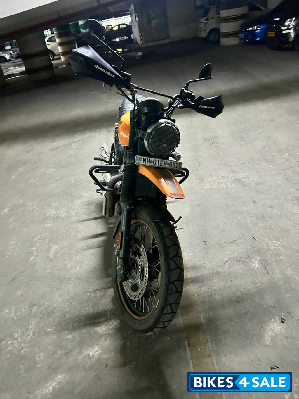 Yezdi Scrambler Single Tone