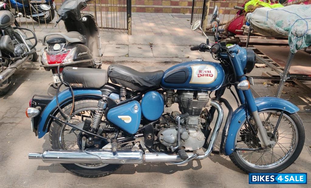 Lagoon Blue Royal Enfield Classic 350