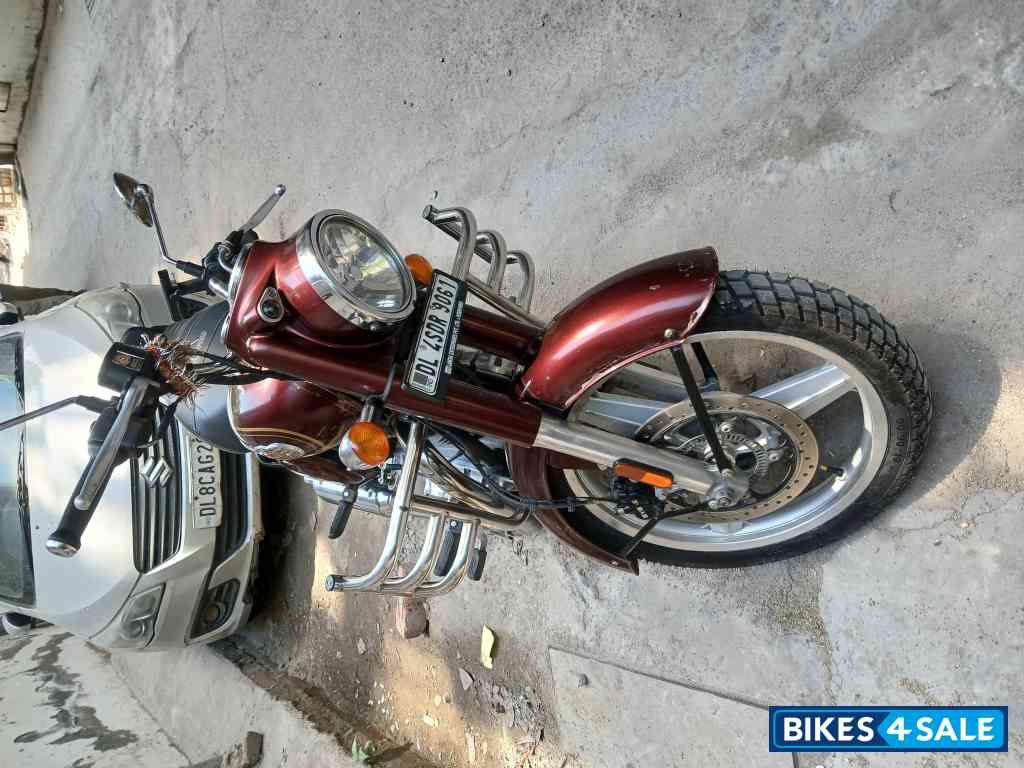 Maroon Red Royal Enfield Bullet 350 ES BS6