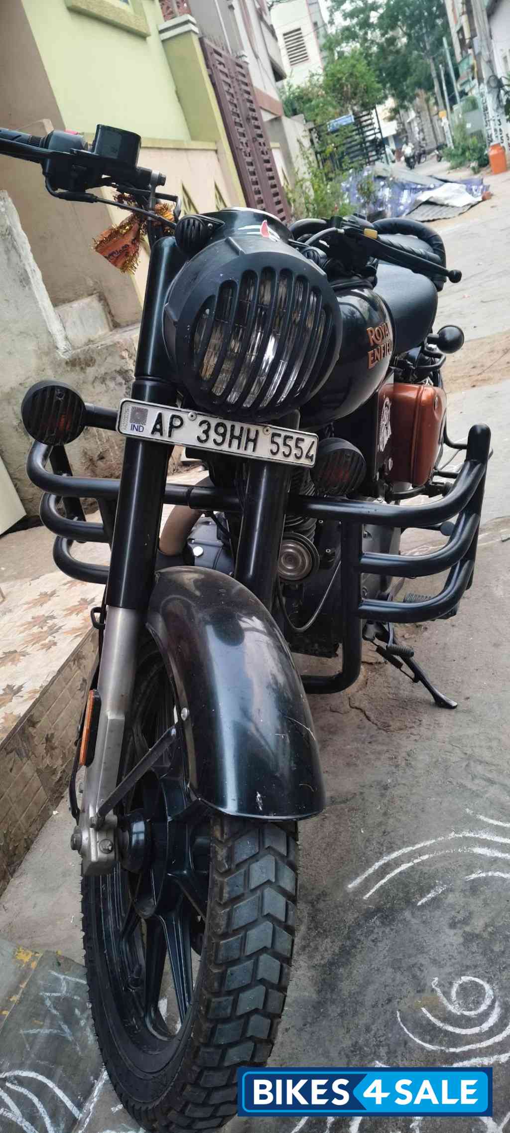 Grey Royal Enfield Classic 350 2021