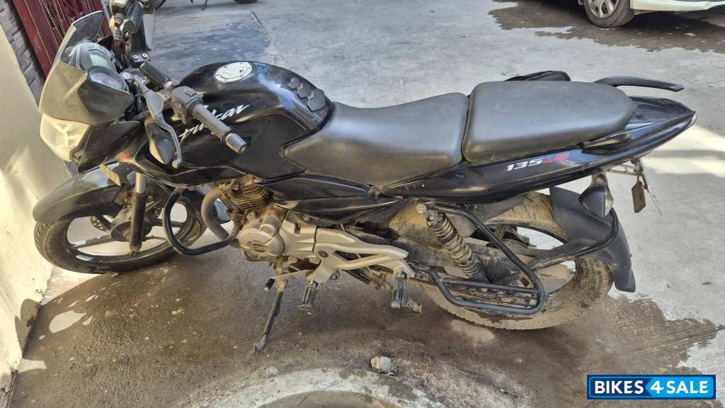 Bajaj Pulsar 135LS Bajaj Pulsar 135LS