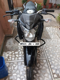 Black Honda CB Hornet 160R