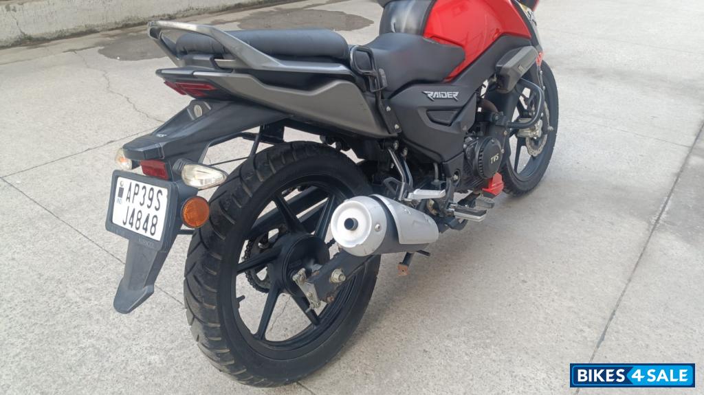 Striking Red TVS Raider