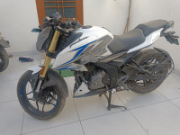Bajaj Pulsar N250 Dual Channel ABS