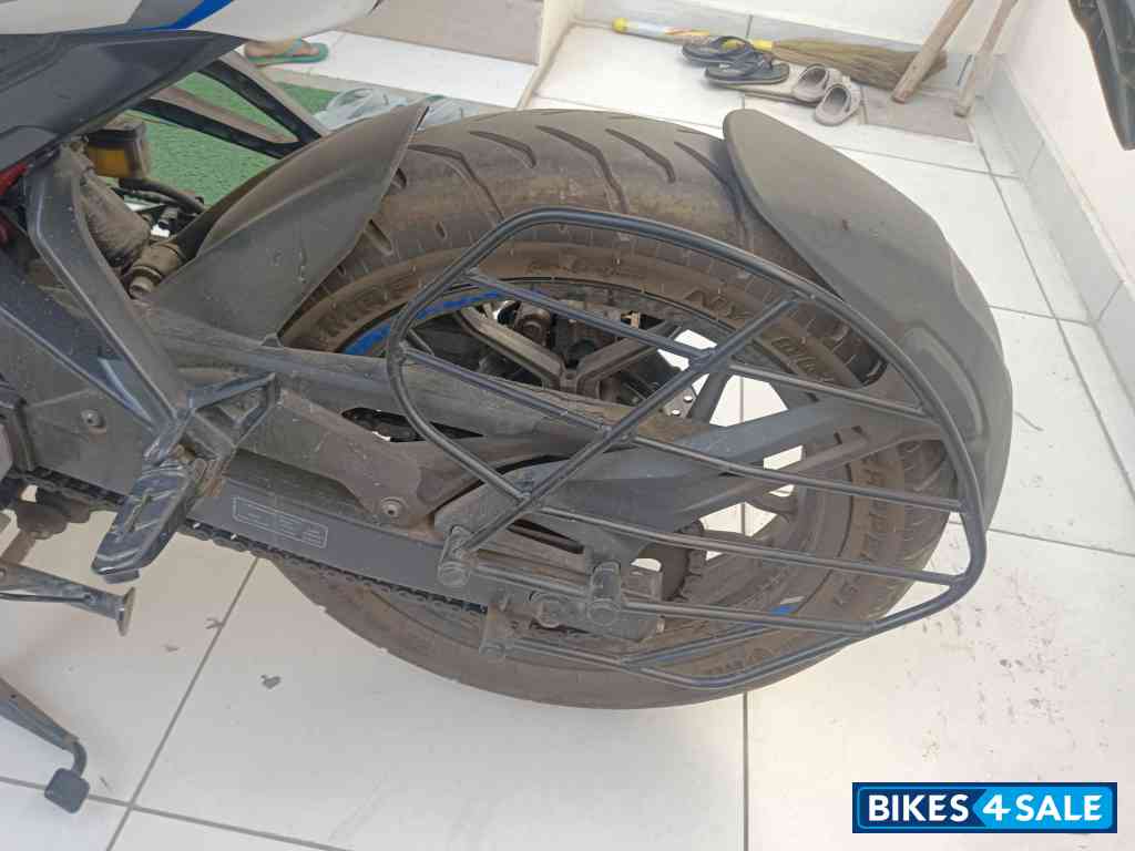 Bajaj Pulsar N250 Dual Channel ABS Bajaj Pulsar N250 Dual Channel ABS