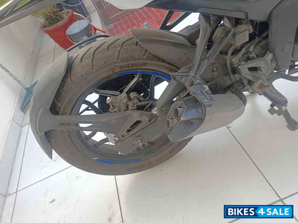 Bajaj Pulsar N250 Dual Channel ABS Bajaj Pulsar N250 Dual Channel ABS