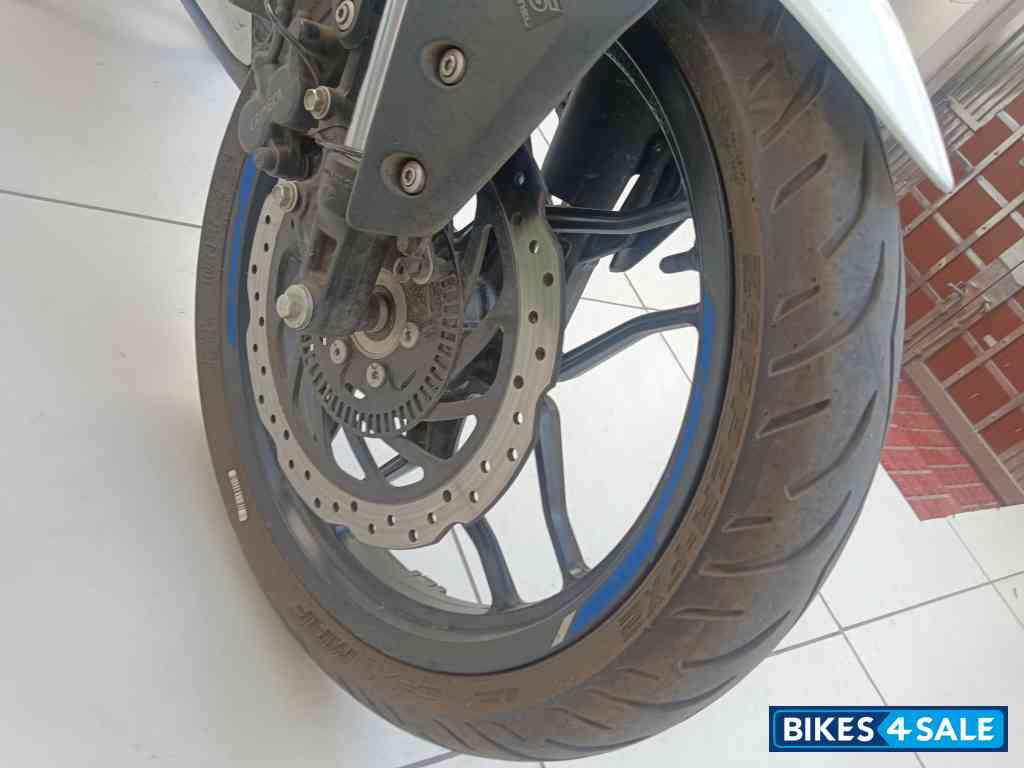 Bajaj Pulsar N250 Dual Channel ABS Bajaj Pulsar N250 Dual Channel ABS