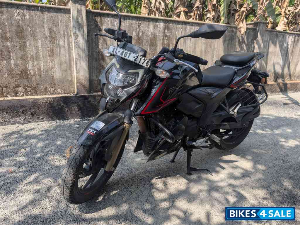 TVS Apache RTR 200 4V ABS