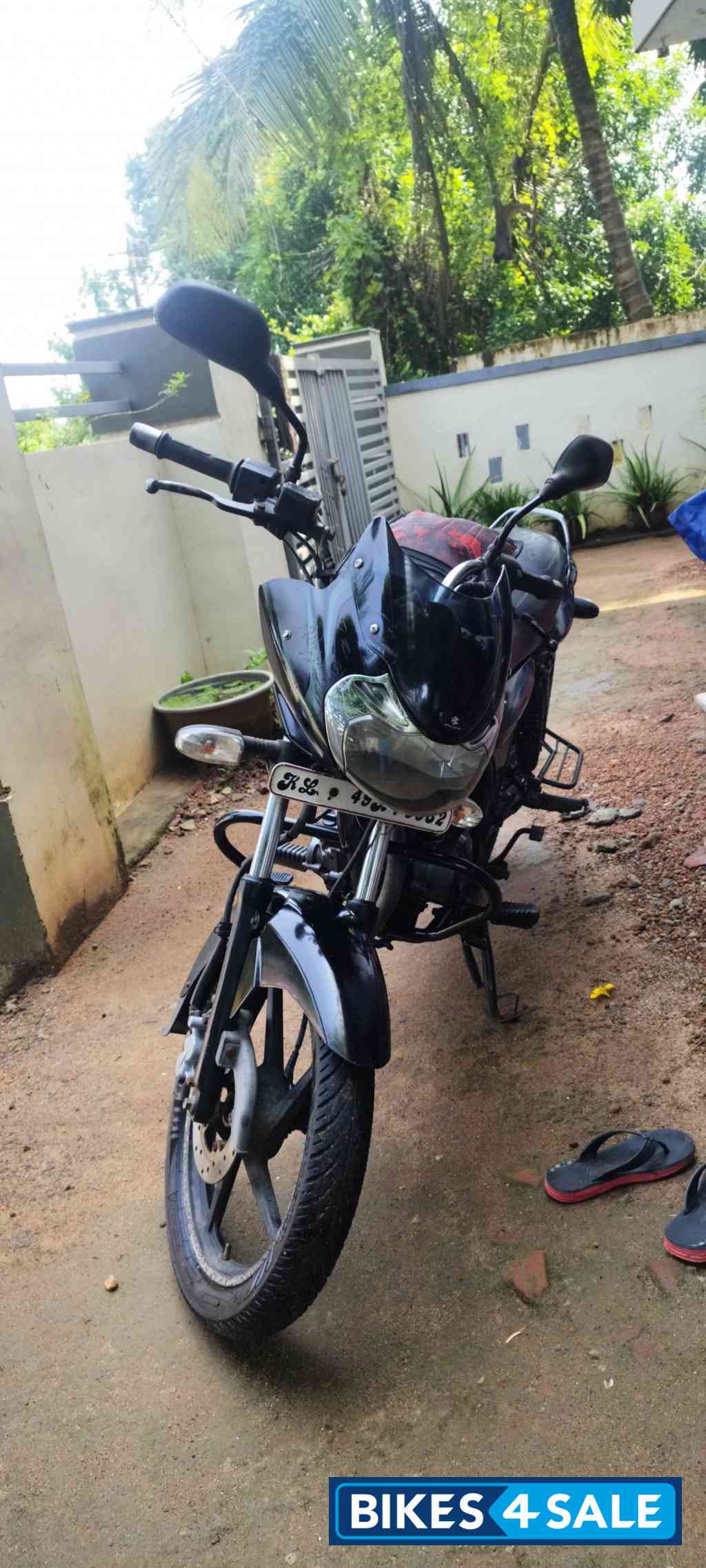 Bajaj Discover 125