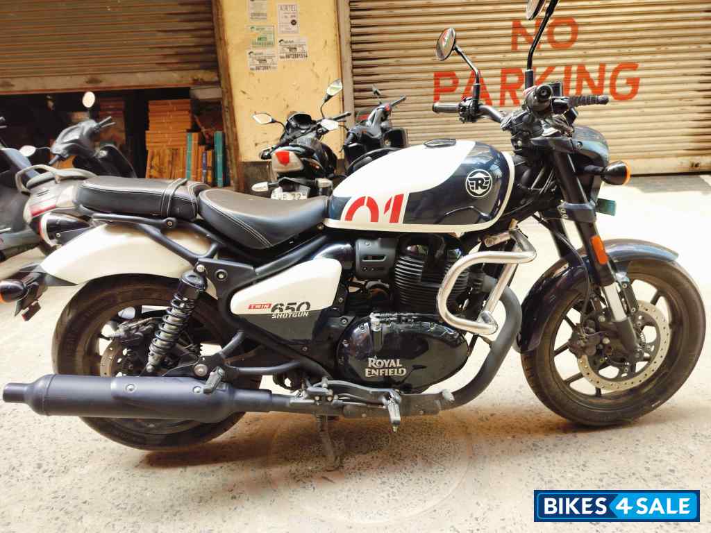 Royal Enfield Shotgun 650