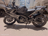 Bajaj Pulsar RS 200