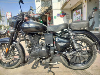 Royal Enfield Classic 500