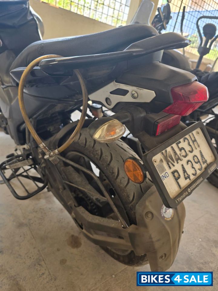 Black Mettalic Yamaha FZ FI V3 BS6