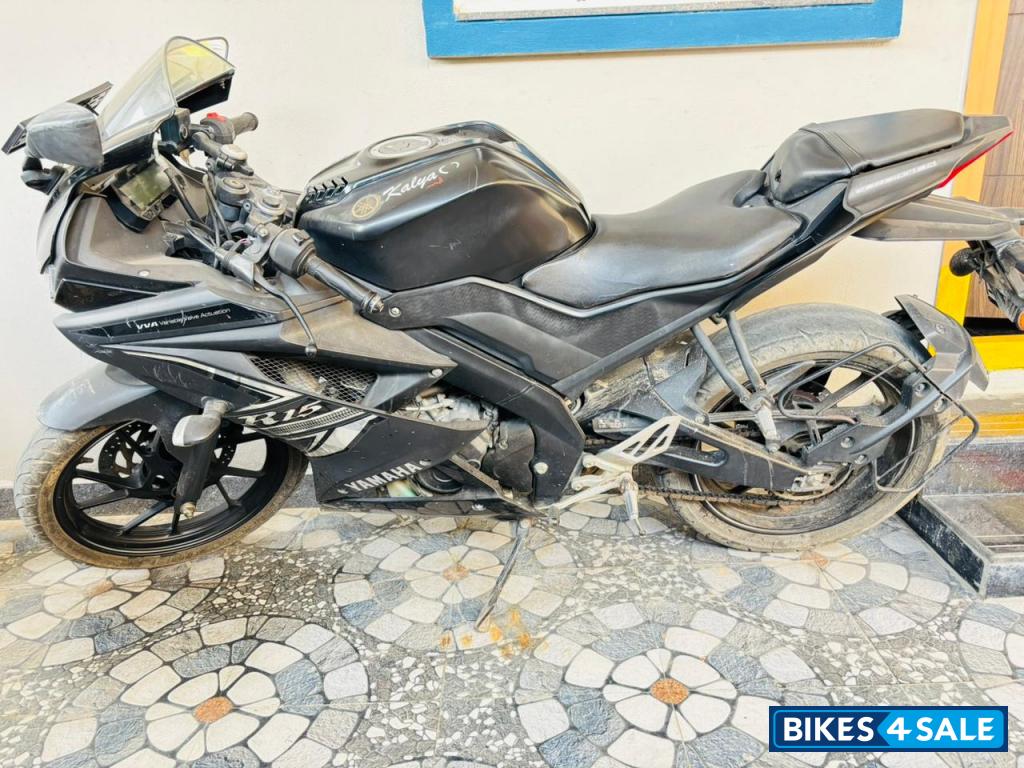 Yamaha YZF R15 V3 BS6