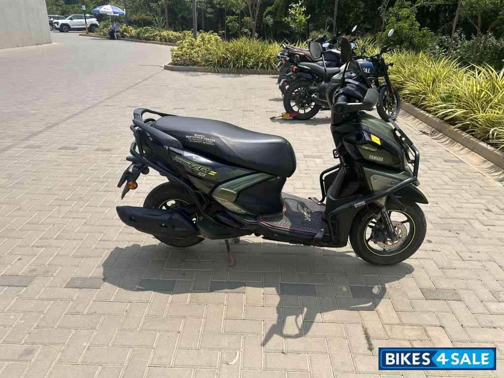 Yamaha Cygnus Ray ZR