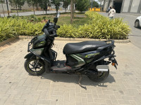 Yamaha Cygnus Ray ZR