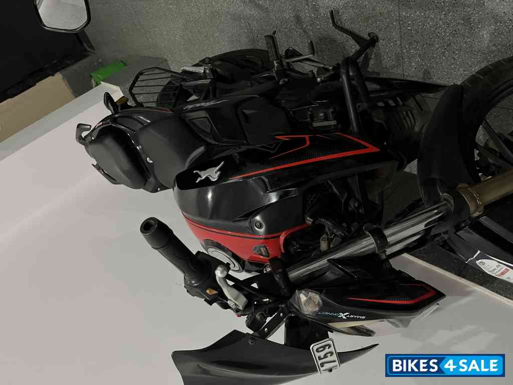 TVS Apache RTR 200 4V