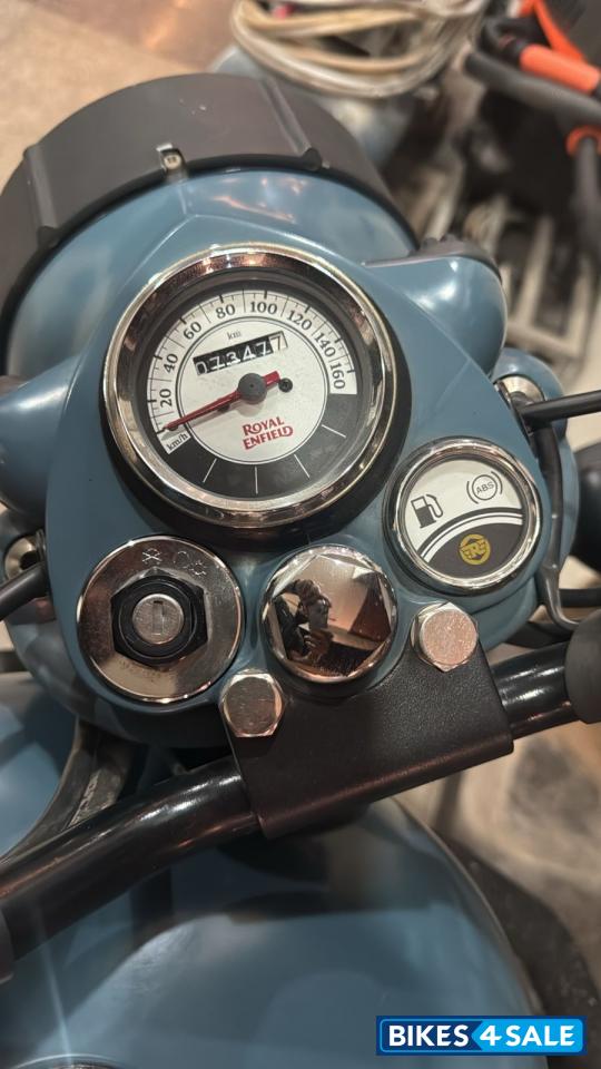 Royal Enfield Classic Signals Airborne Blue