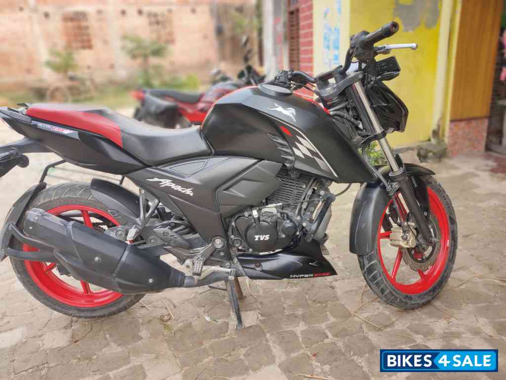 TVS Apache RTR 160 4V Special Edition