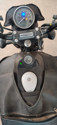 Bajaj Avenger Street 160