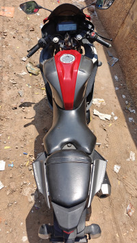 Thunder Grey Yamaha YZF R15 V3