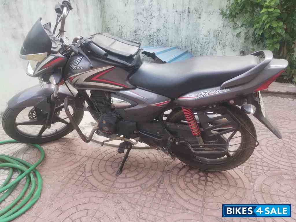 Honda CB Shine