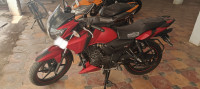 Red TVS Apache RTR 160