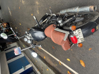 Black Royal Enfield Thunderbird 500