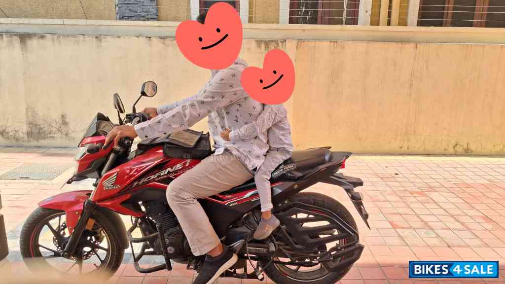 Honda CB Hornet 160R ABS